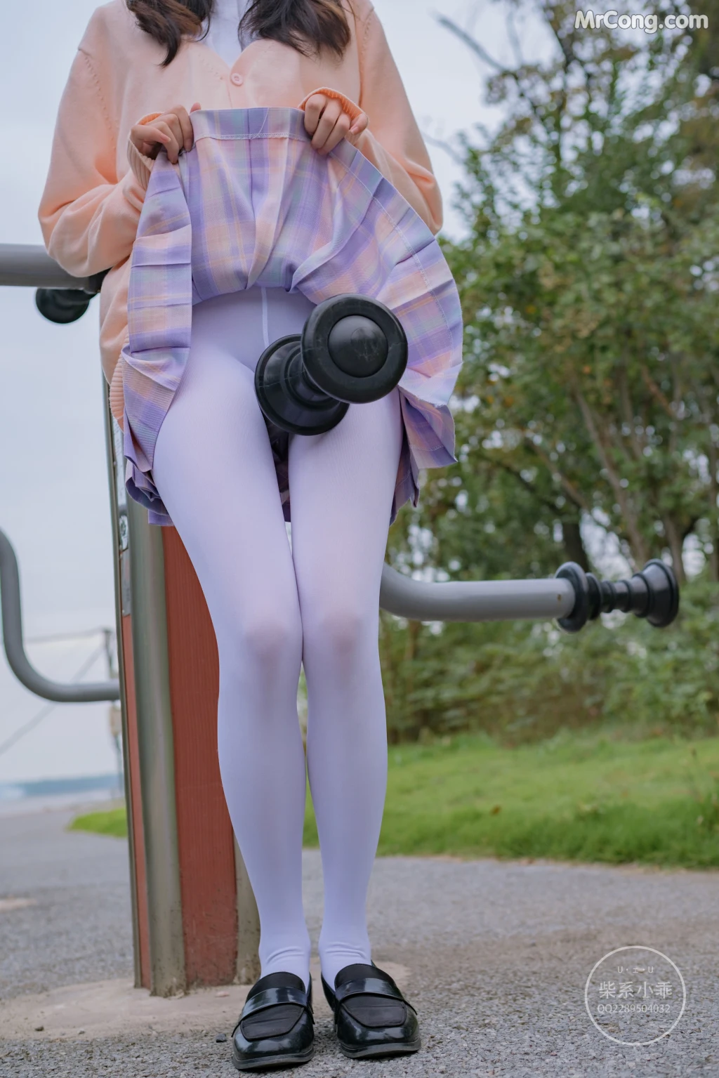 Coser@稚乖画册 Vol.002: 颓废01 短裙白丝 (73 photos) – Page 3