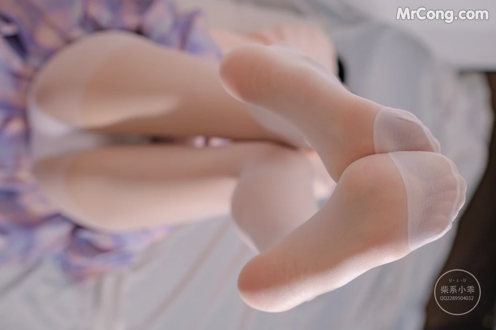 Coser@稚乖画册 Vol.002: 颓废01 短裙白丝 (73 photos) – Page 4