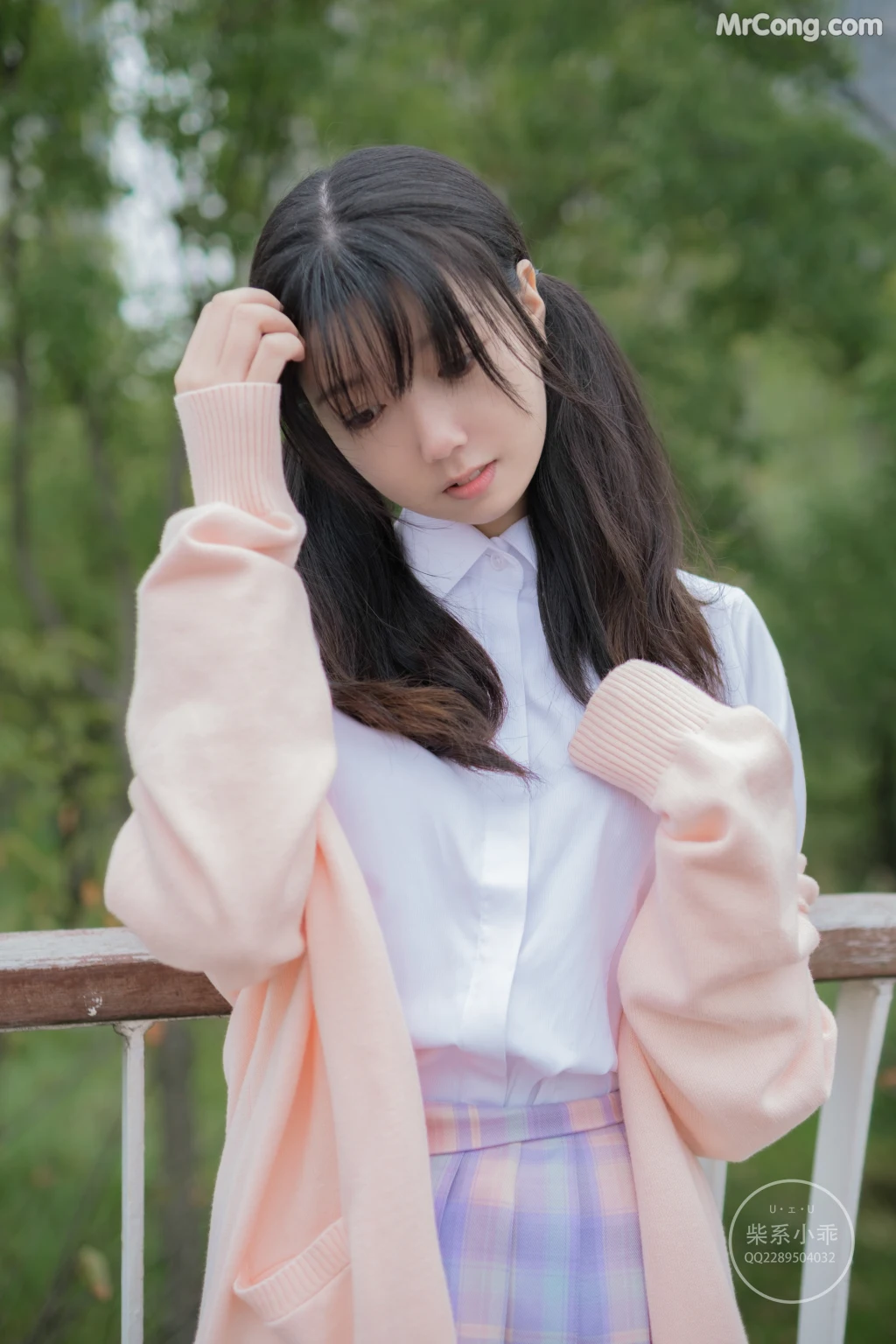 Coser@稚乖画册 Vol.002: 颓废01 短裙白丝 (73 photos) – Page 6