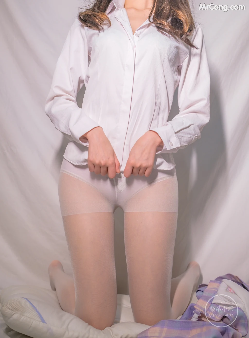Coser@稚乖画册 Vol.002: 颓废01 短裙白丝 (73 photos) – Page 7
