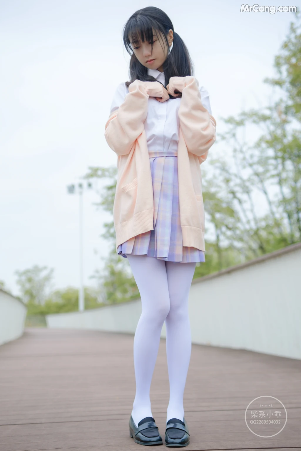 Coser@稚乖画册 Vol.002: 颓废01 短裙白丝 (73 photos) – Page 7
