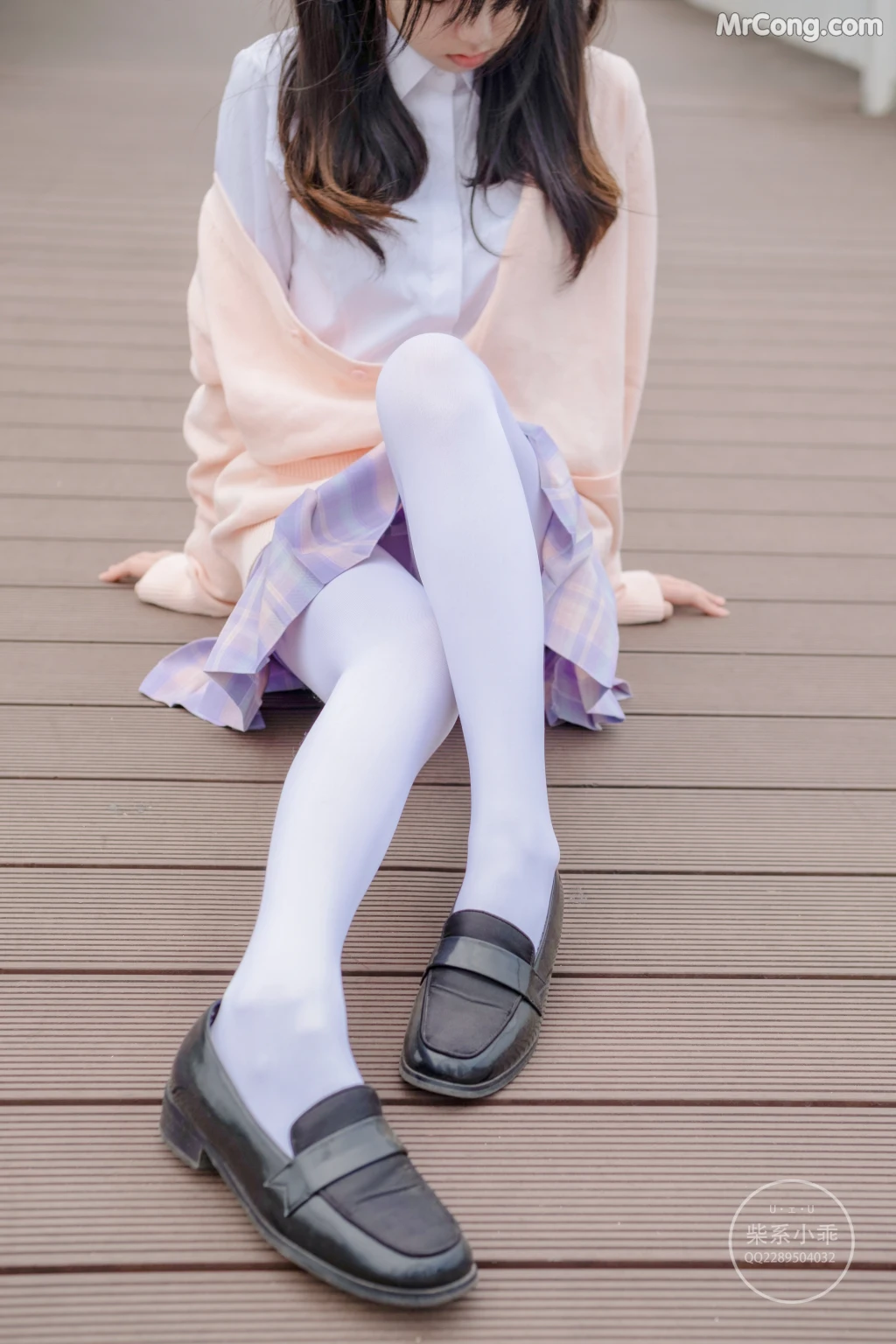 Coser@稚乖画册 Vol.002: 颓废01 短裙白丝 (73 photos) – Page 8
