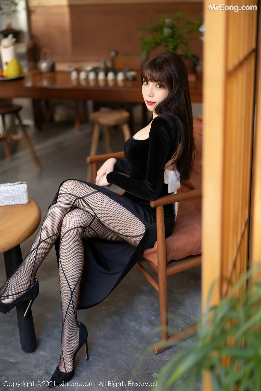 XIUREN No.4322: Booty (芝芝) (87 photos) – Page 2