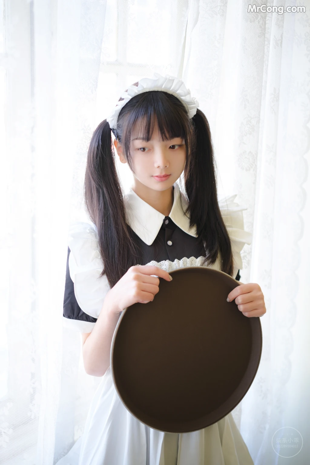 Coser@稚乖画册 Vol.004: 夜夜女仆 (100 photos)