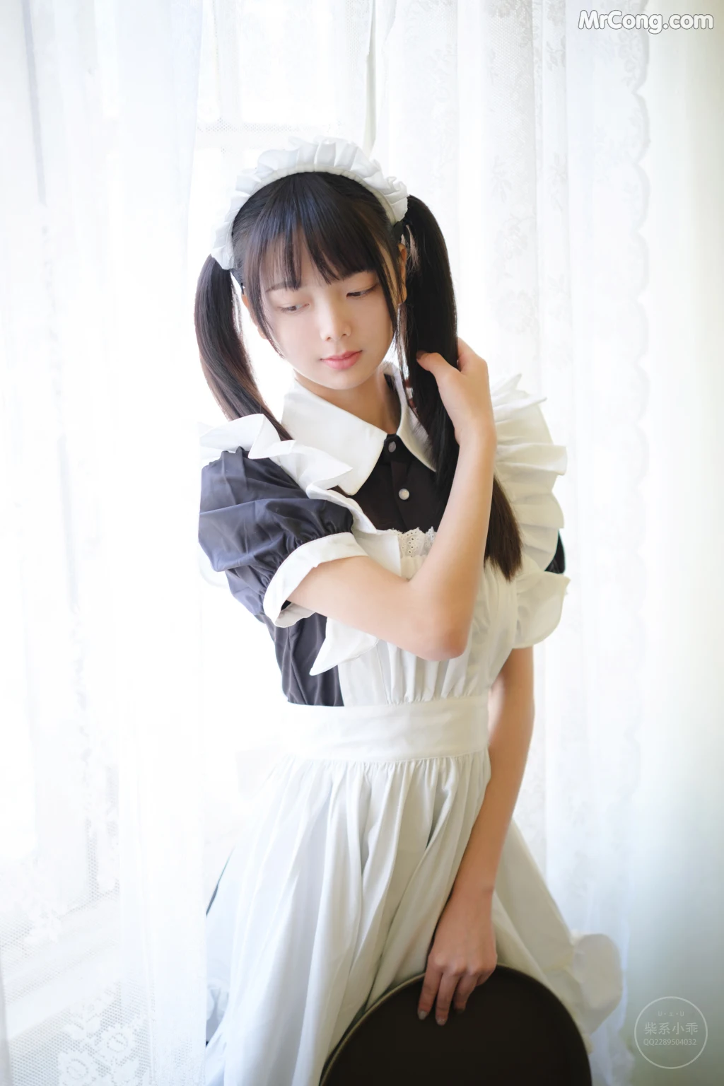 Coser@稚乖画册 Vol.004: 夜夜女仆 (100 photos)