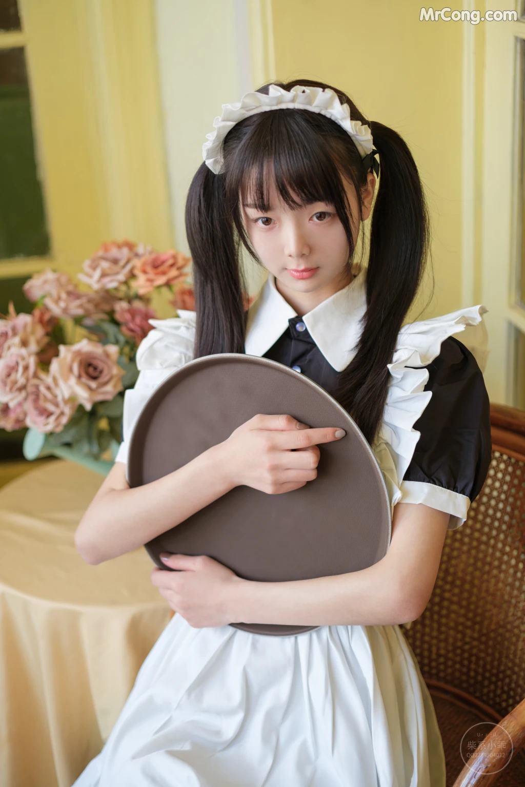 Coser@稚乖画册 Vol.004: 夜夜女仆 (100 photos)