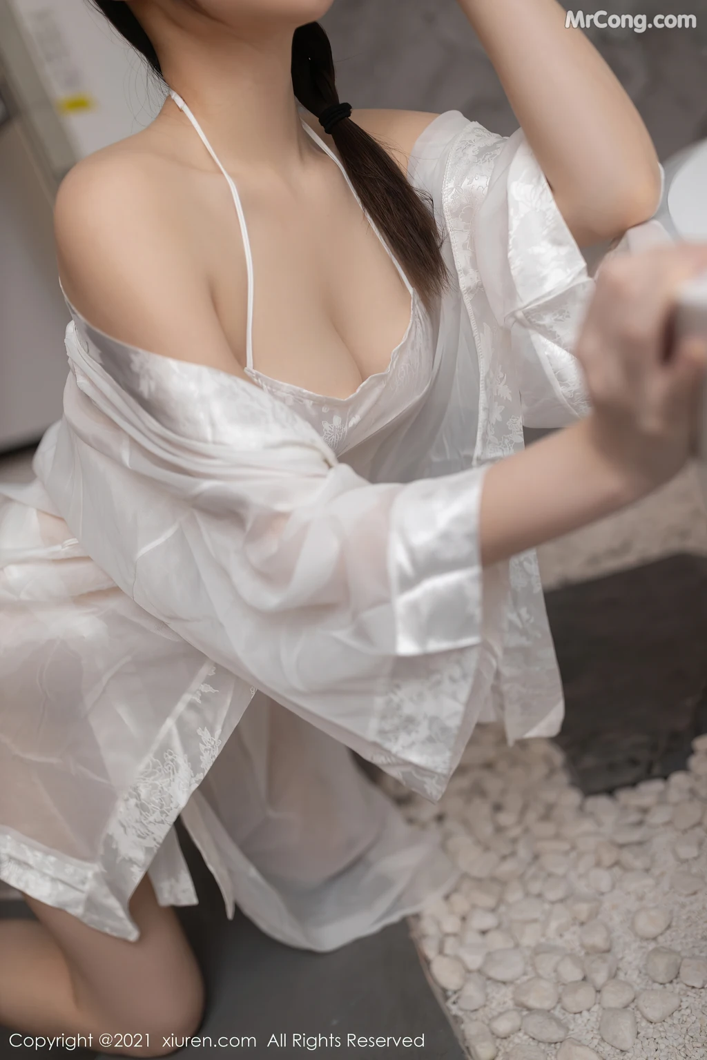 XIUREN No.4326: 鱼子酱Fish (81 photos) – Page 2