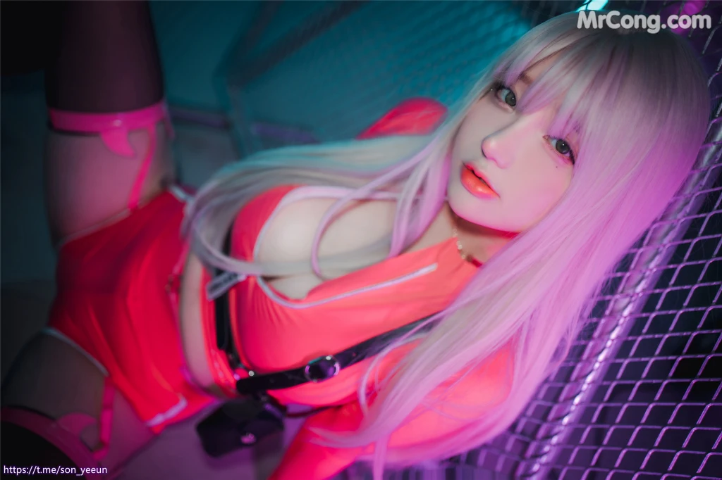 DJAWA Photo – Son Ye-Eun (손예은): “[Squid Game] Triangle Soldier” (76 photos) – Page 2