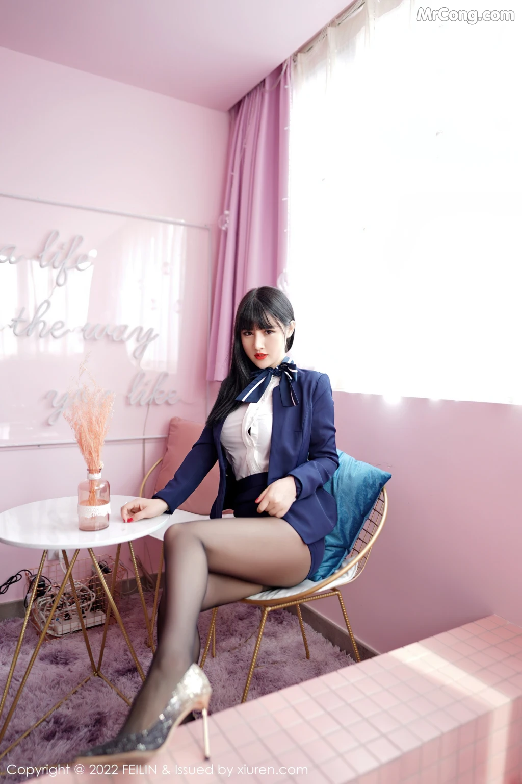 FEILIN Vol.432: 诗诗kiki (86 photos)