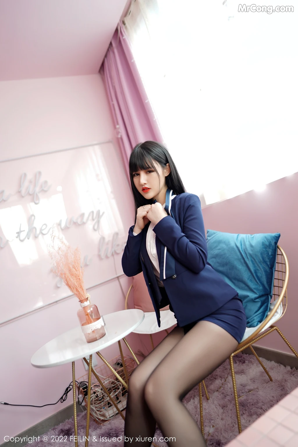 FEILIN Vol.432: 诗诗kiki (86 photos)