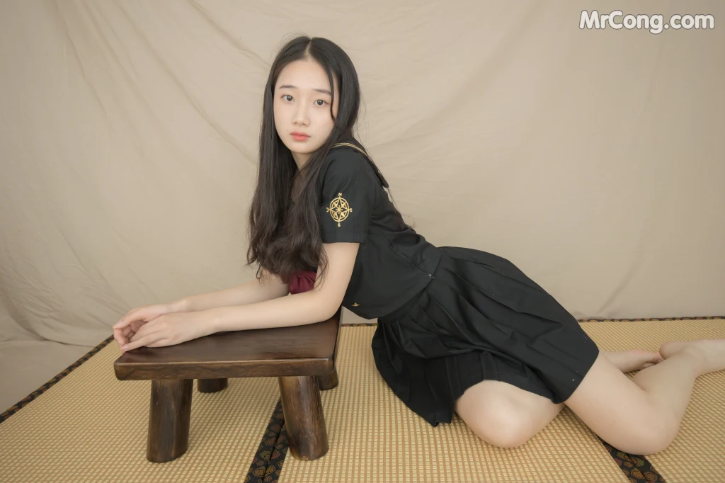 紧急企划 Vol.001 (45 photos + 1 video)