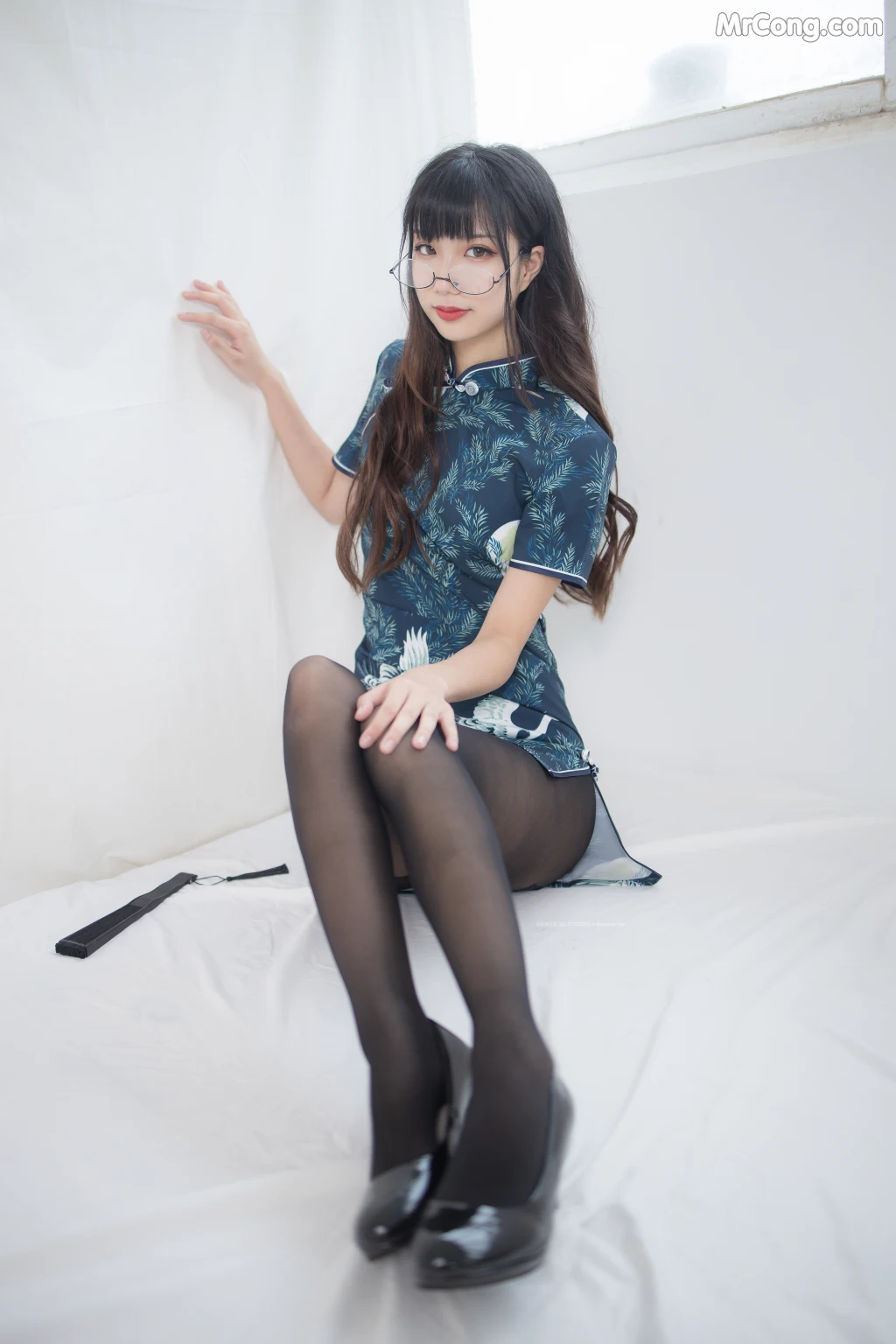 紧急企划 Vol.002 (60 photos + 1 video)