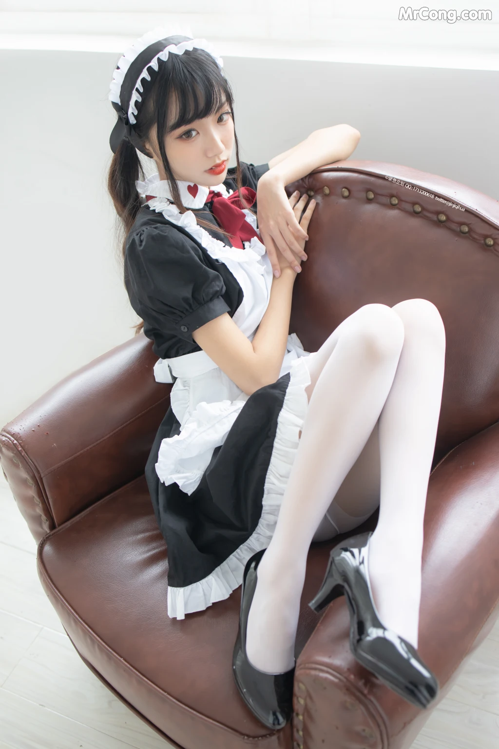 紧急企划 Vol.003 (74 photos + 1 video)