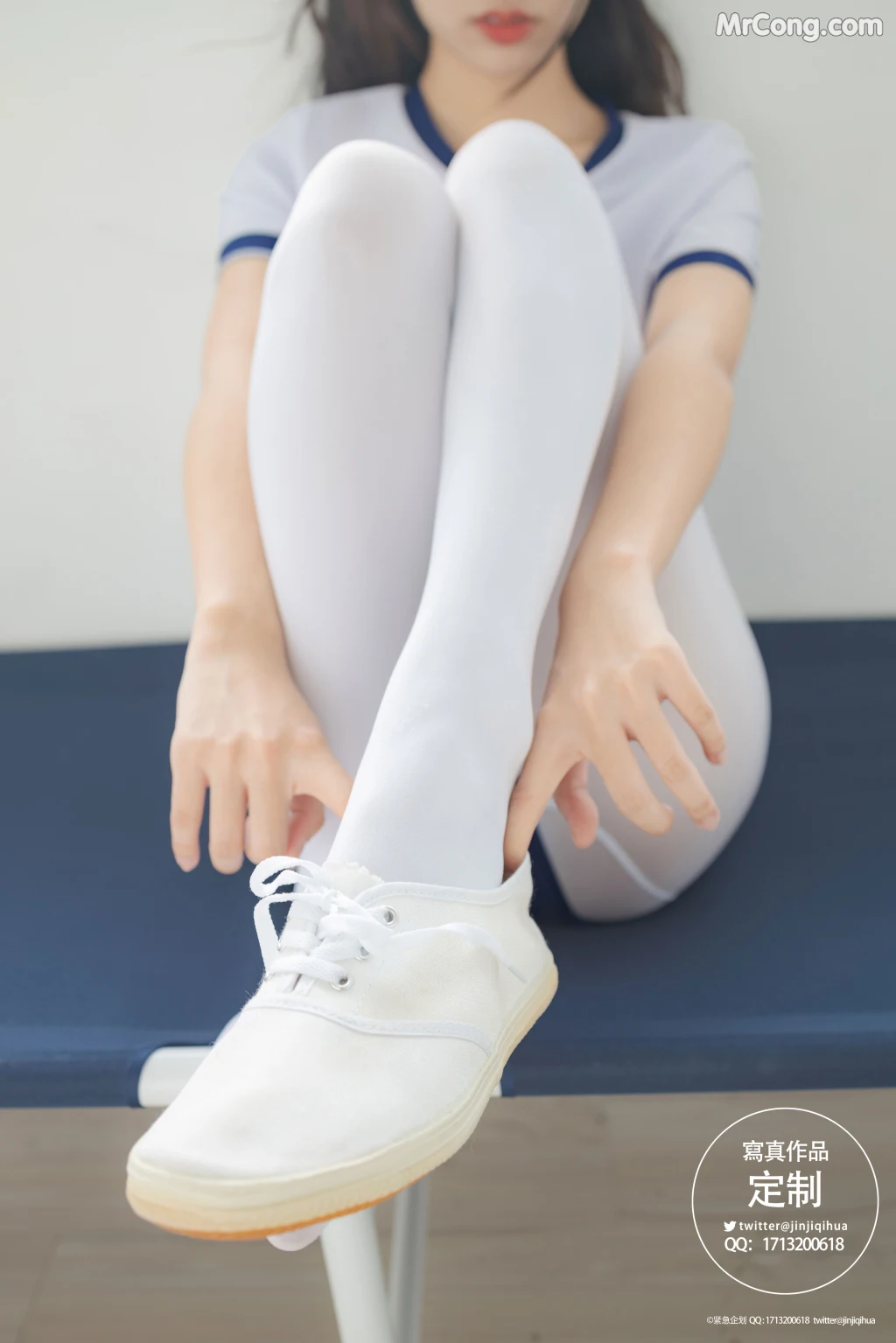 紧急企划 Vol.004 (69 photos + 1 video)
