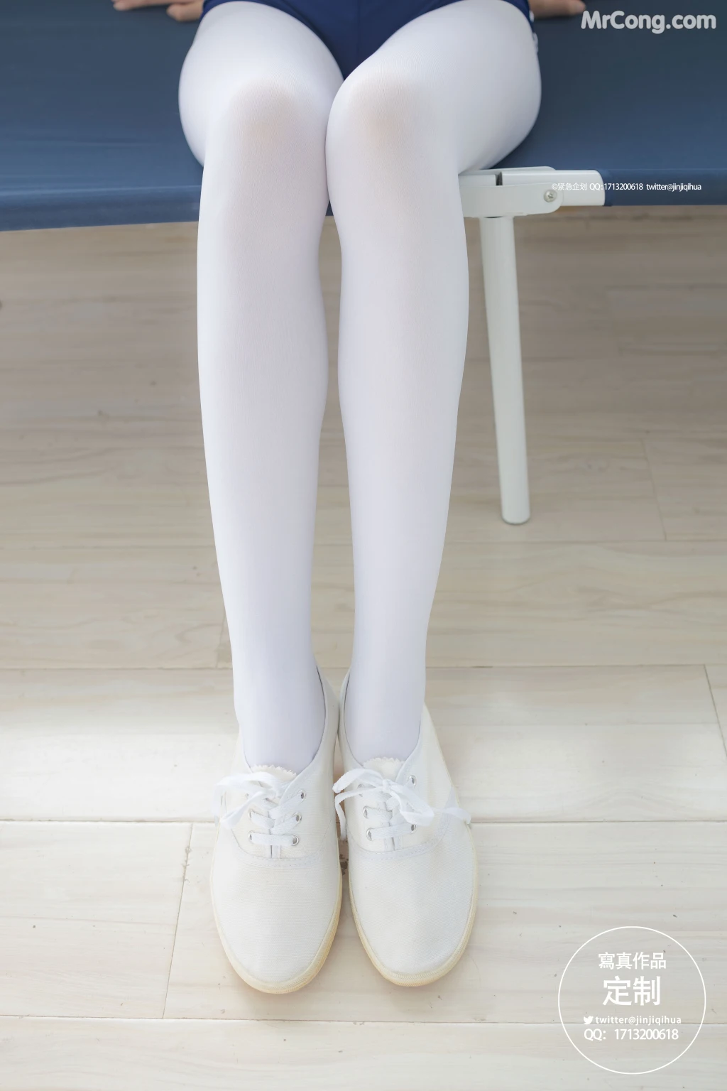 紧急企划 Vol.004 (69 photos + 1 video)