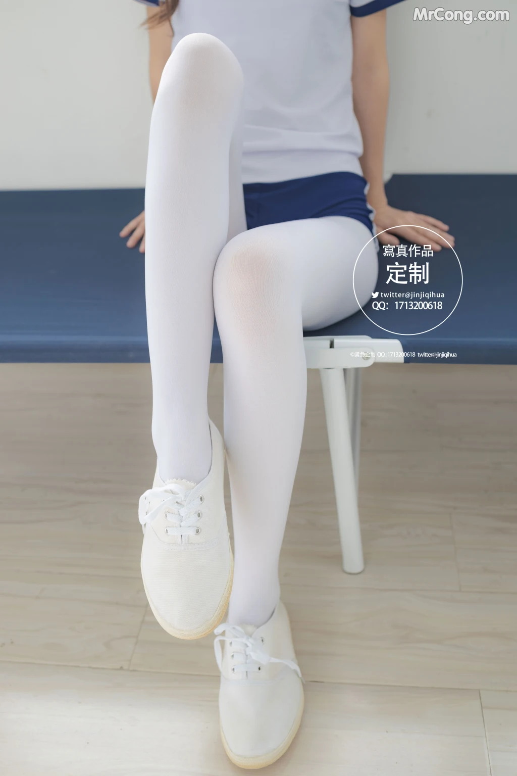 紧急企划 Vol.004 (69 photos + 1 video)