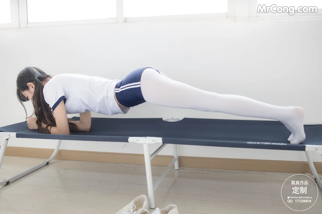 紧急企划 Vol.004 (69 photos + 1 video) – Page 4