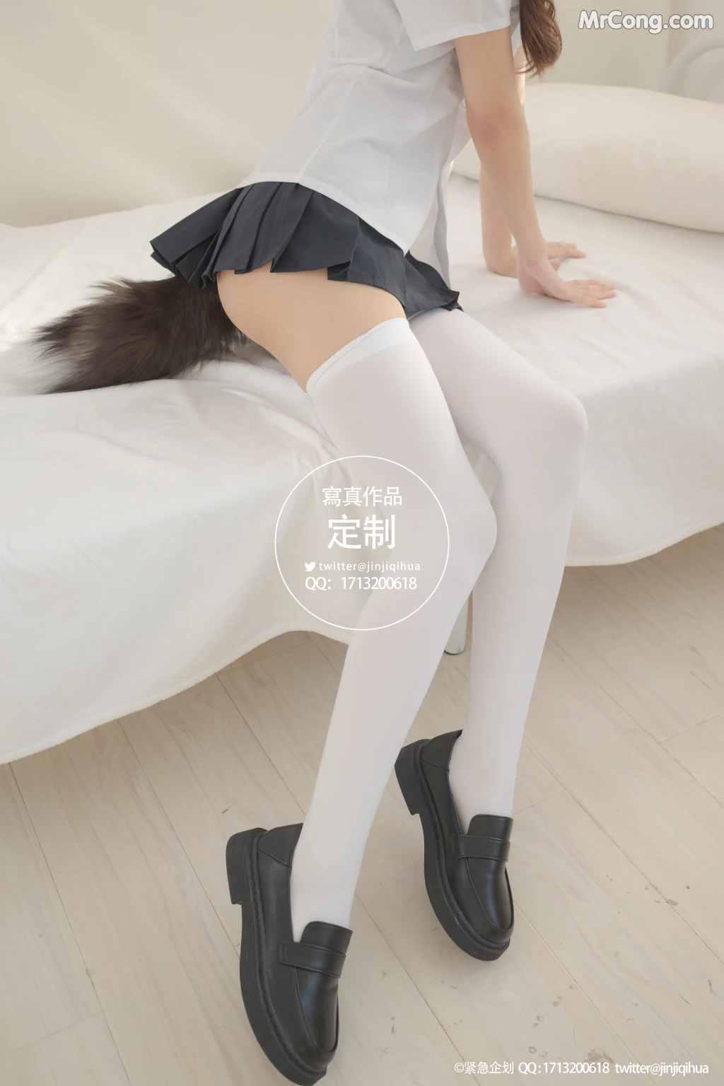 紧急企划 Vol.005 (68 photos + 1 video)