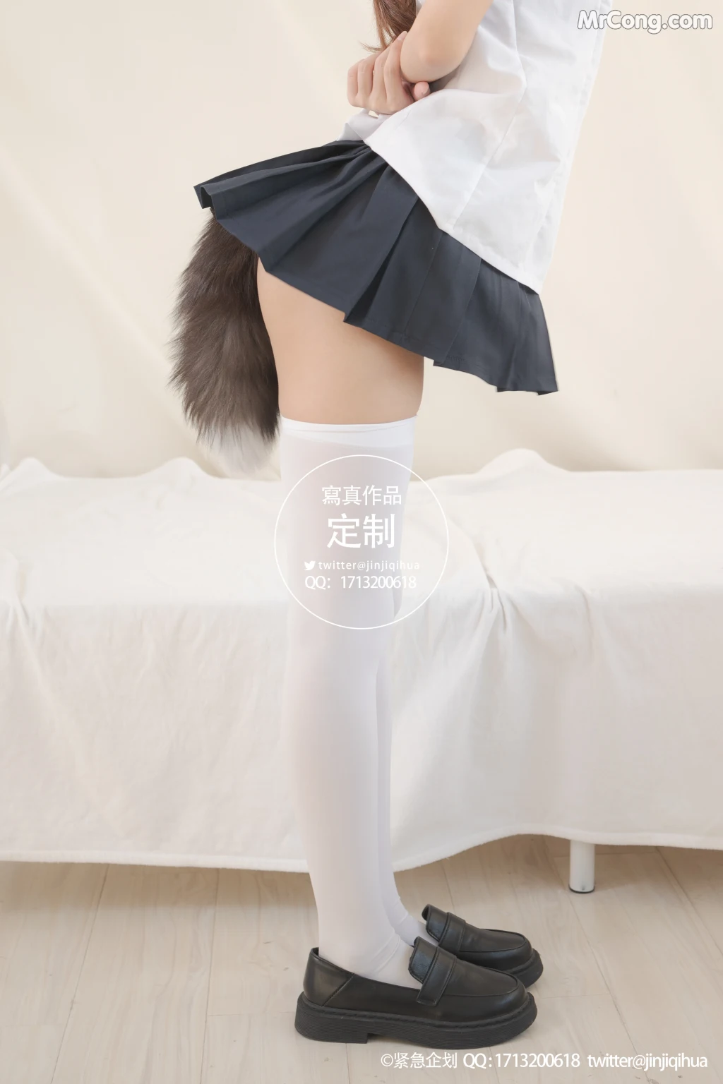 紧急企划 Vol.005 (68 photos + 1 video) – Page 4