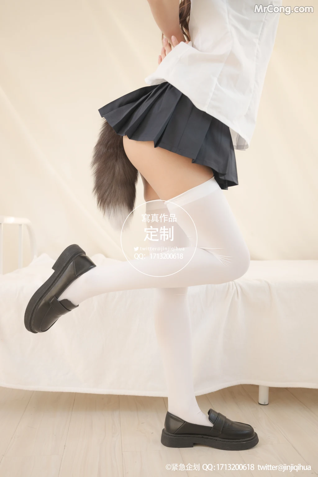 紧急企划 Vol.005 (68 photos + 1 video) – Page 4