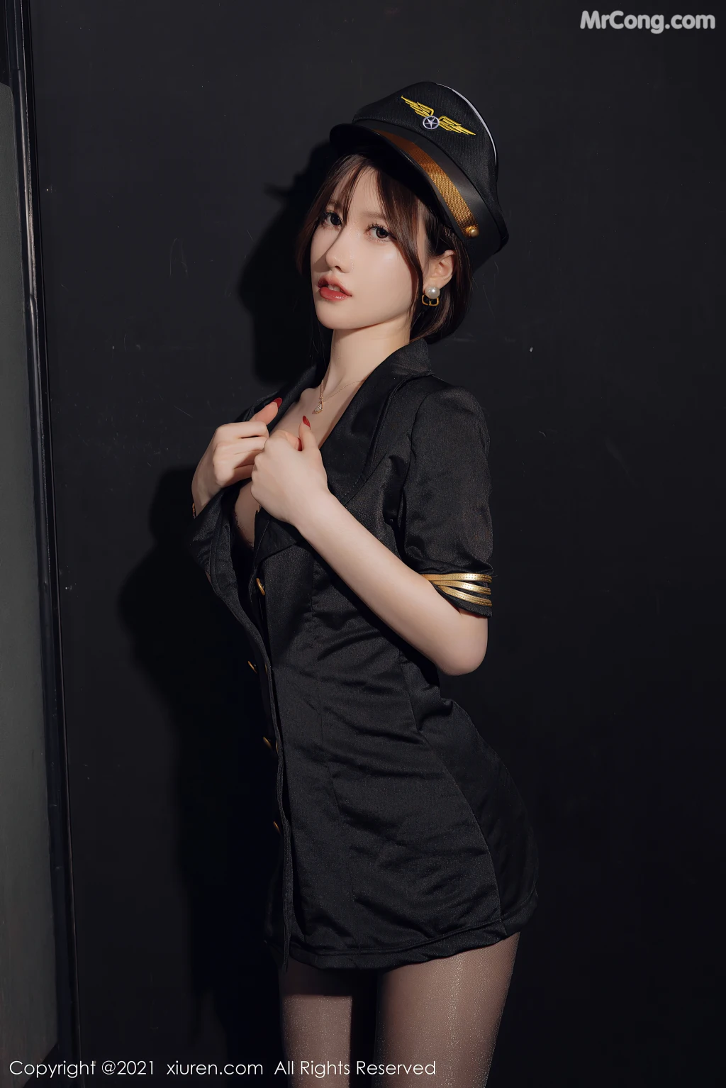 XIUREN No.4355: 美桃酱 (64 photos)