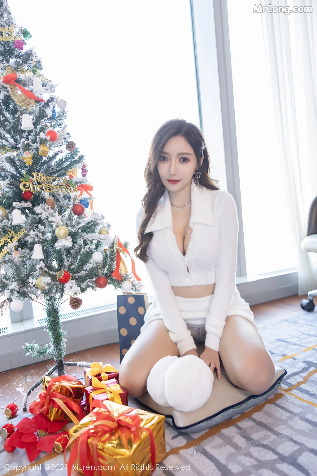 XIUREN No.4359: Yanni (王馨瑶) (82 photos)