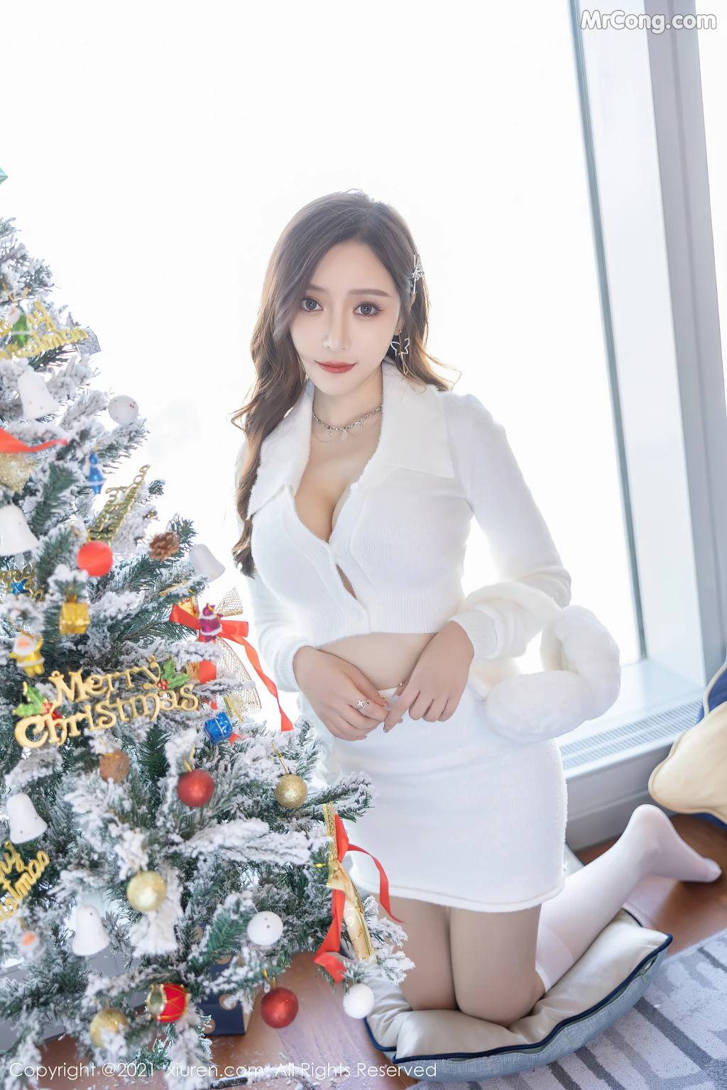 XIUREN No.4359: Yanni (王馨瑶) (82 photos)