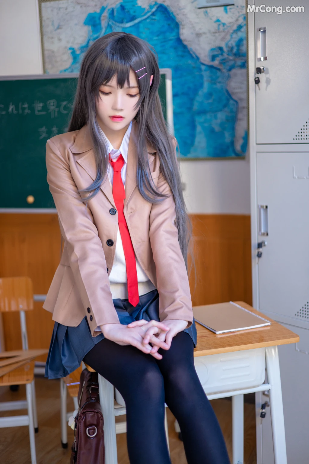 Coser@桜桃喵 Vol.121: 麻衣学姐制服 (52 photos) – Page 3