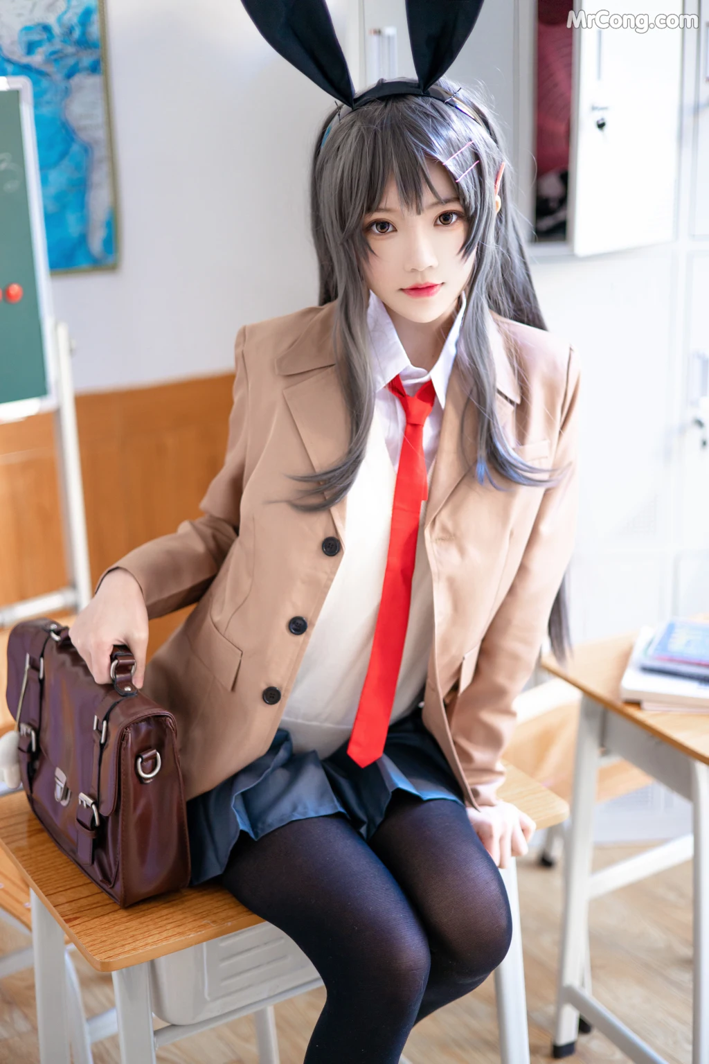 Coser@桜桃喵 Vol.121: 麻衣学姐制服 (52 photos) – Page 3