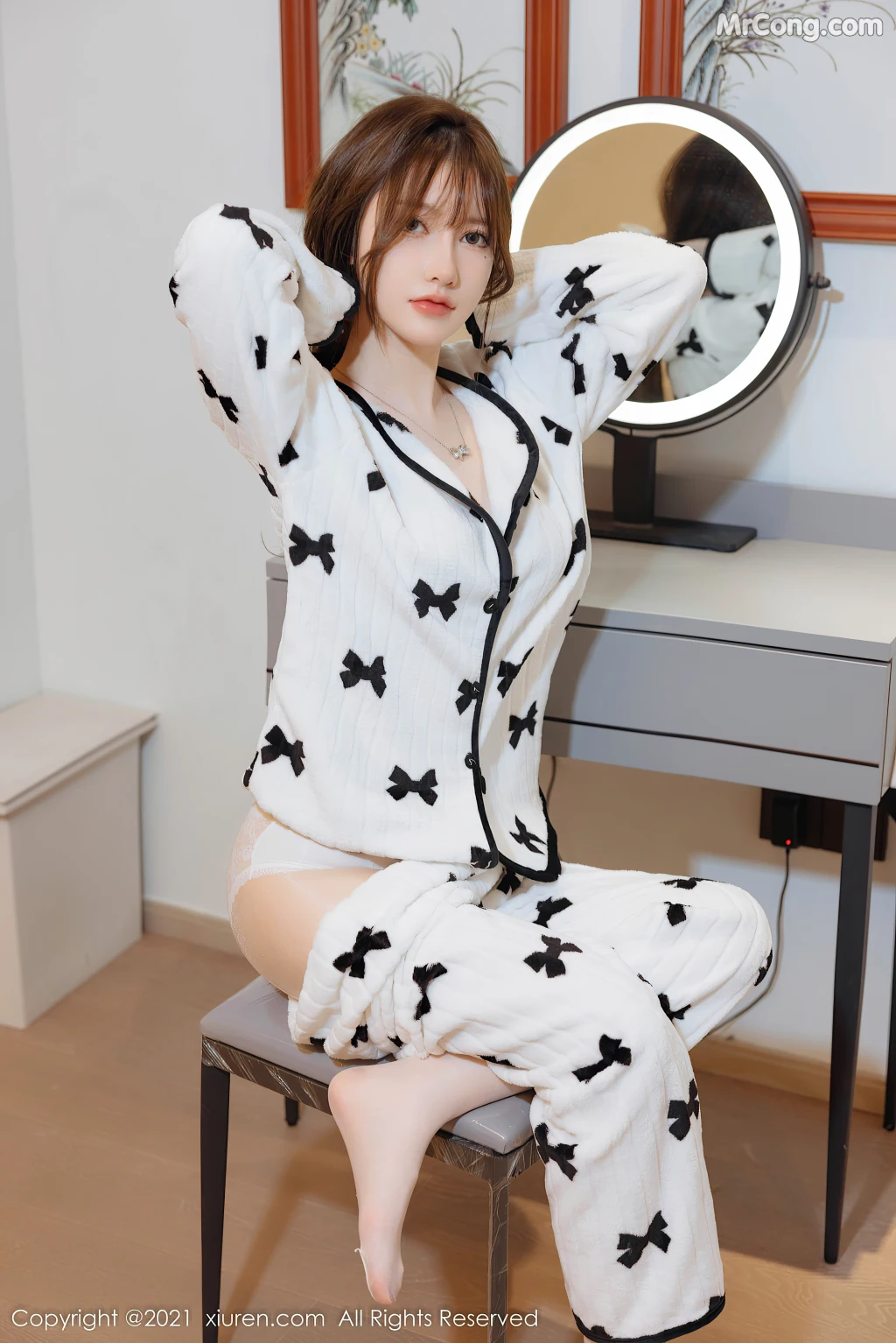 XIUREN No.4365: 美桃酱 (81 photos)
