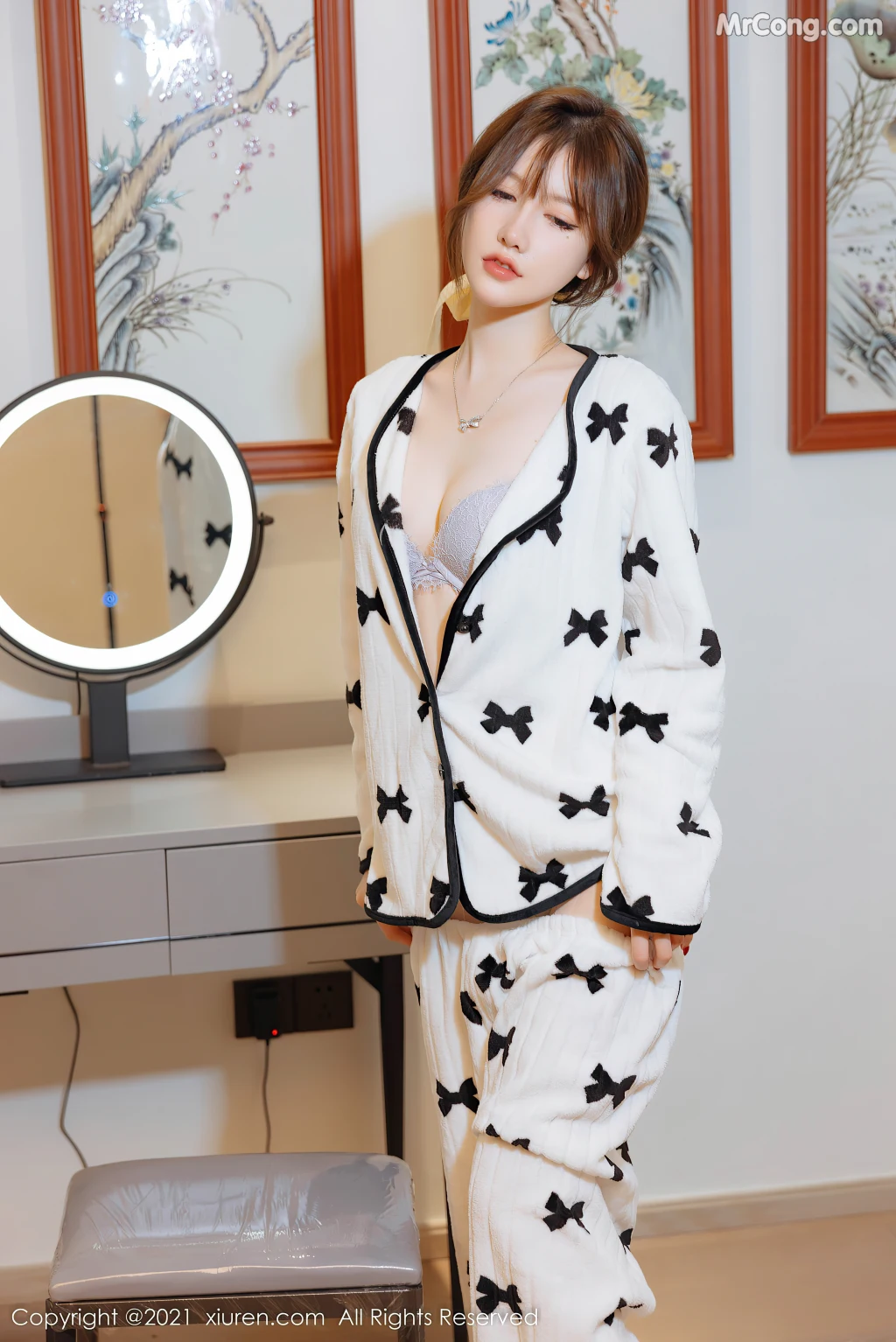 XIUREN No.4365: 美桃酱 (81 photos) – Page 2