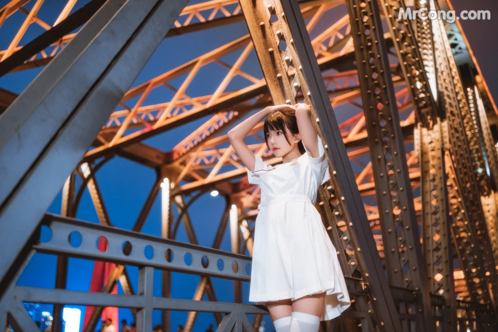 Coser@桜桃喵 Vol.122: 离光 (12 photos)
