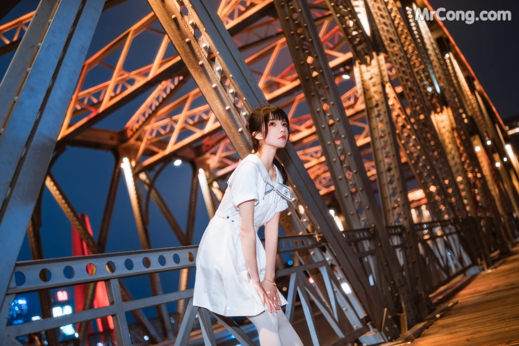 Coser@桜桃喵 Vol.122: 离光 (12 photos)