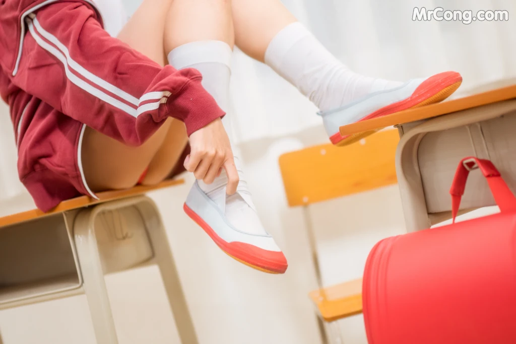 Coser@蠢沫沫 (chunmomo) Vol.033: 体操服红 (45 photos) – Page 5