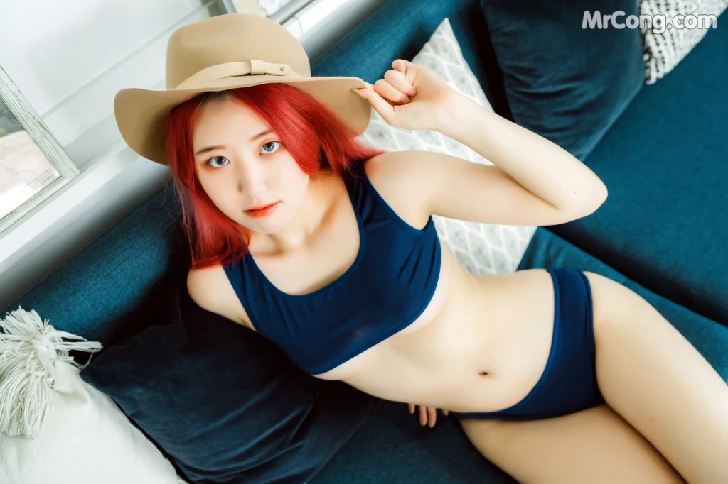 Dame (담) – Summer – Moon Night Snap (74 photos)