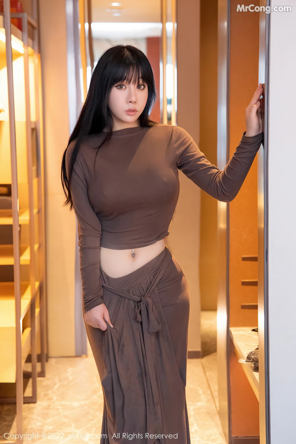 XIUREN No.4418: Xu Yuan Yuan (徐媛媛) (43 photos)