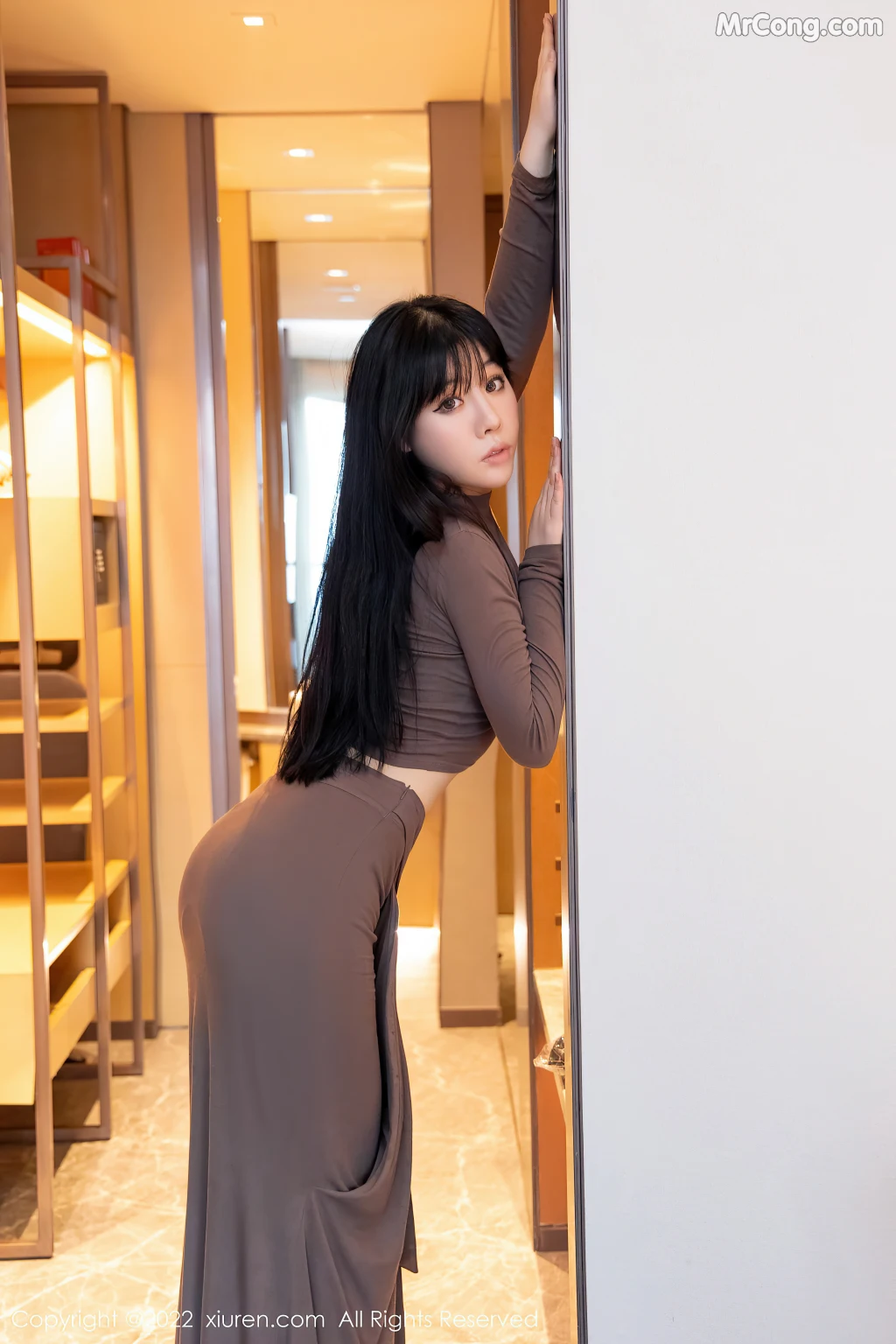 XIUREN No.4418: Xu Yuan Yuan (徐媛媛) (43 photos)