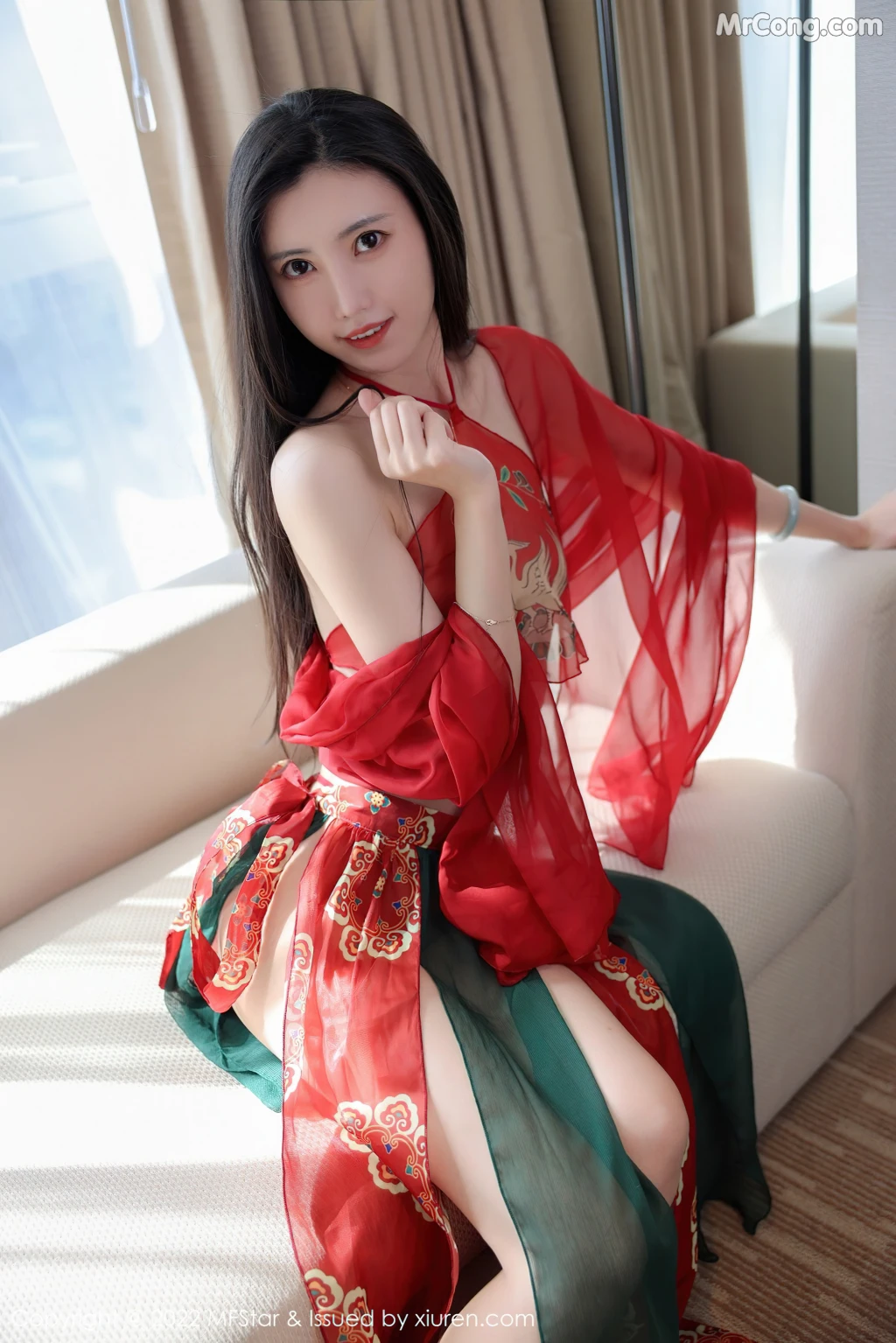 MFStar Vol.560: Wu Si Wan (吴思晚) (61 photos)