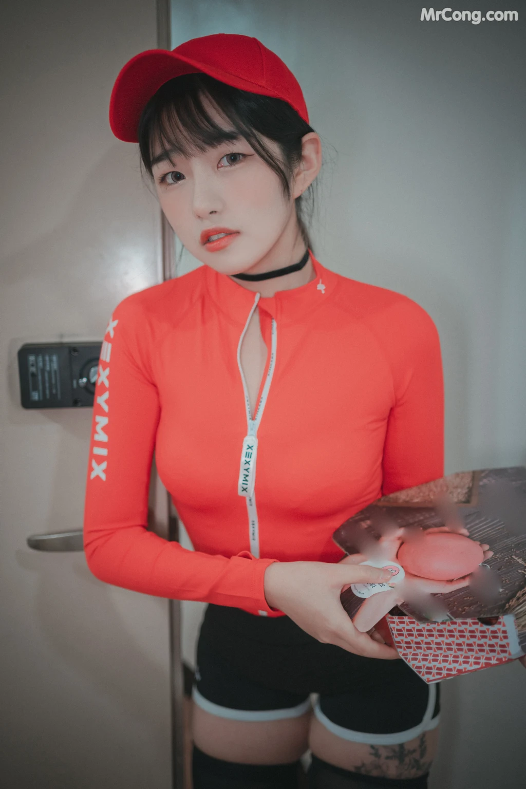 DJAWA Photo – Sonson (손손): “Pizza Girl” (71 photos) – Page 2