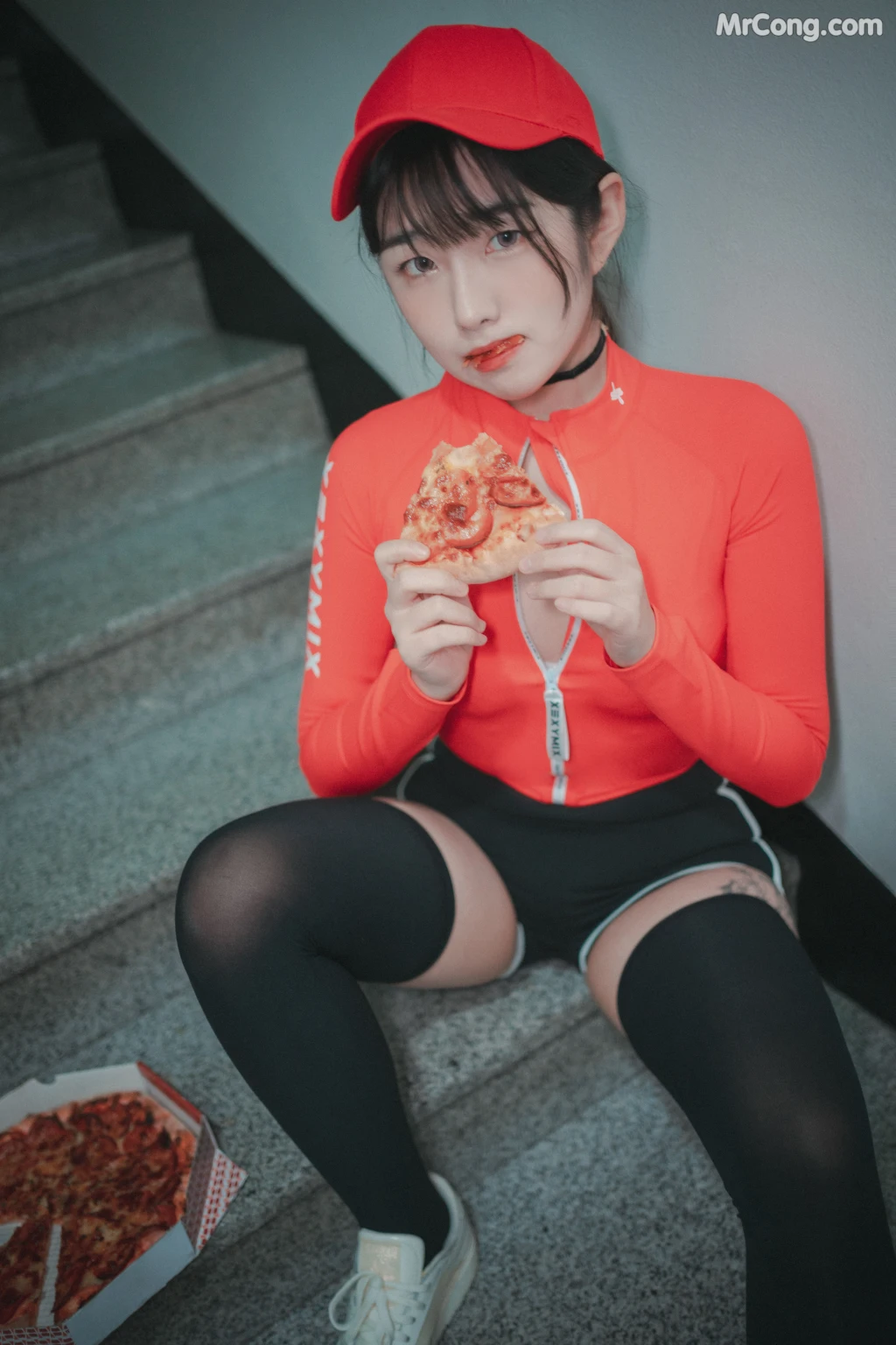 DJAWA Photo – Sonson (손손): “Pizza Girl” (71 photos) – Page 7