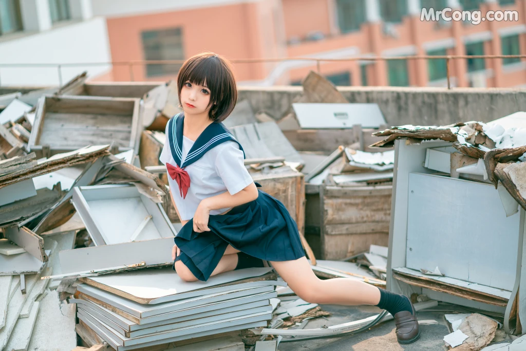 Coser@蠢沫沫 (chunmomo) Vol.035: 天台JK (40 photos)