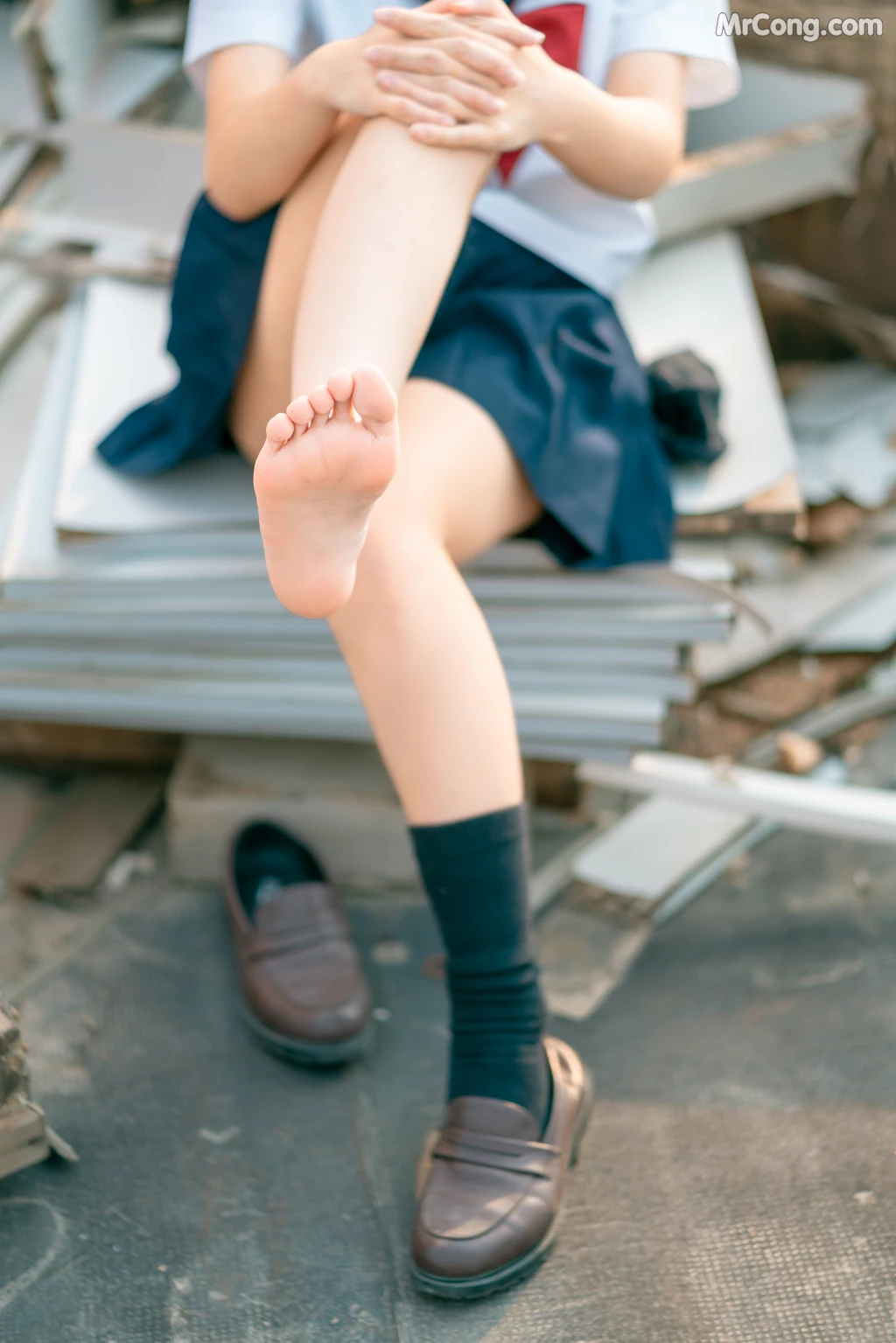 Coser@蠢沫沫 (chunmomo) Vol.035: 天台JK (40 photos) – Page 3