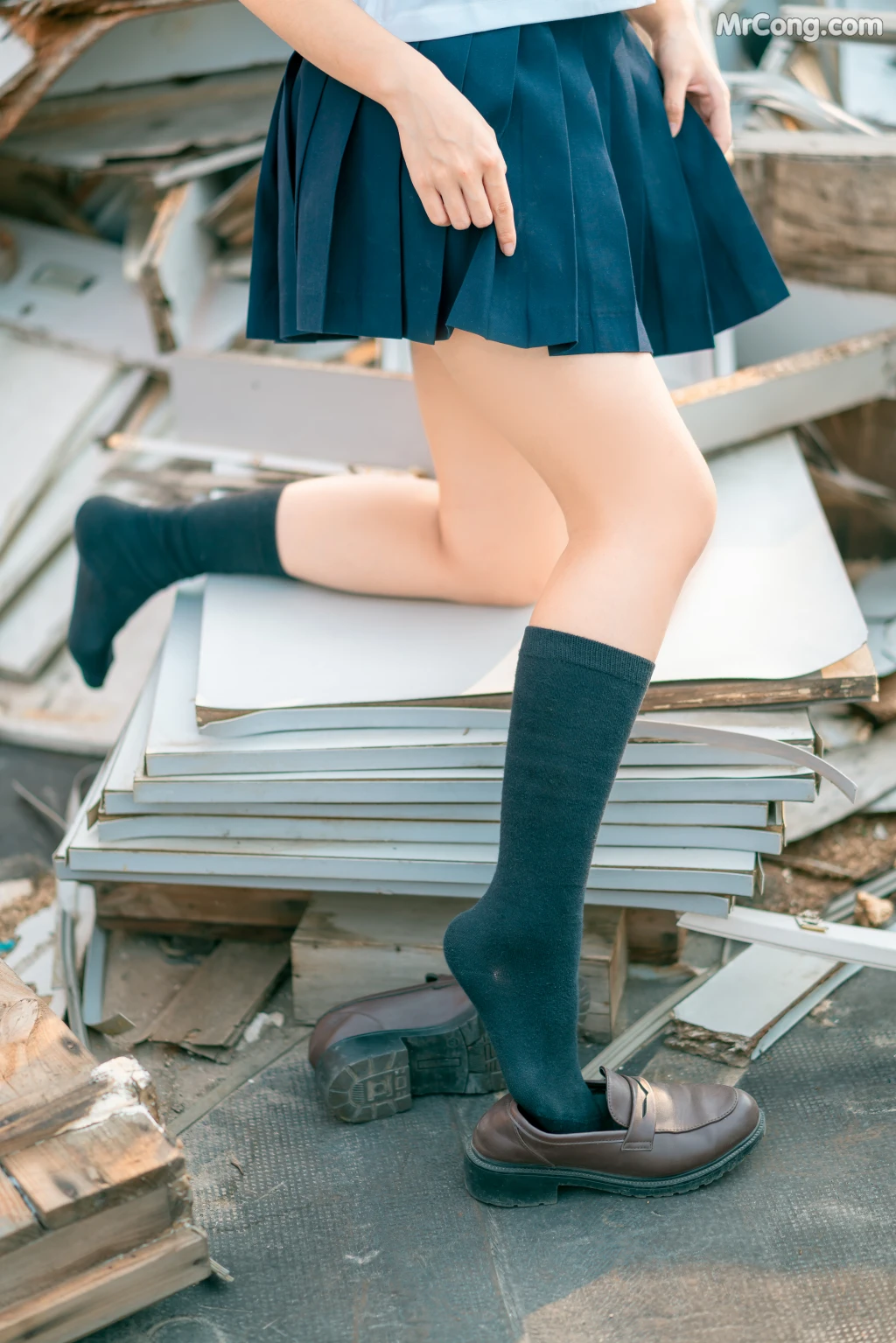 Coser@蠢沫沫 (chunmomo) Vol.035: 天台JK (40 photos) – Page 4