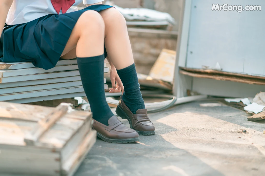 Coser@蠢沫沫 (chunmomo) Vol.035: 天台JK (40 photos) – Page 4
