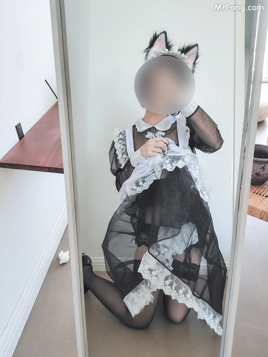 Coser@蠢沫沫 (chunmomo) Vol.037: 透明女仆自拍 (42 photos)