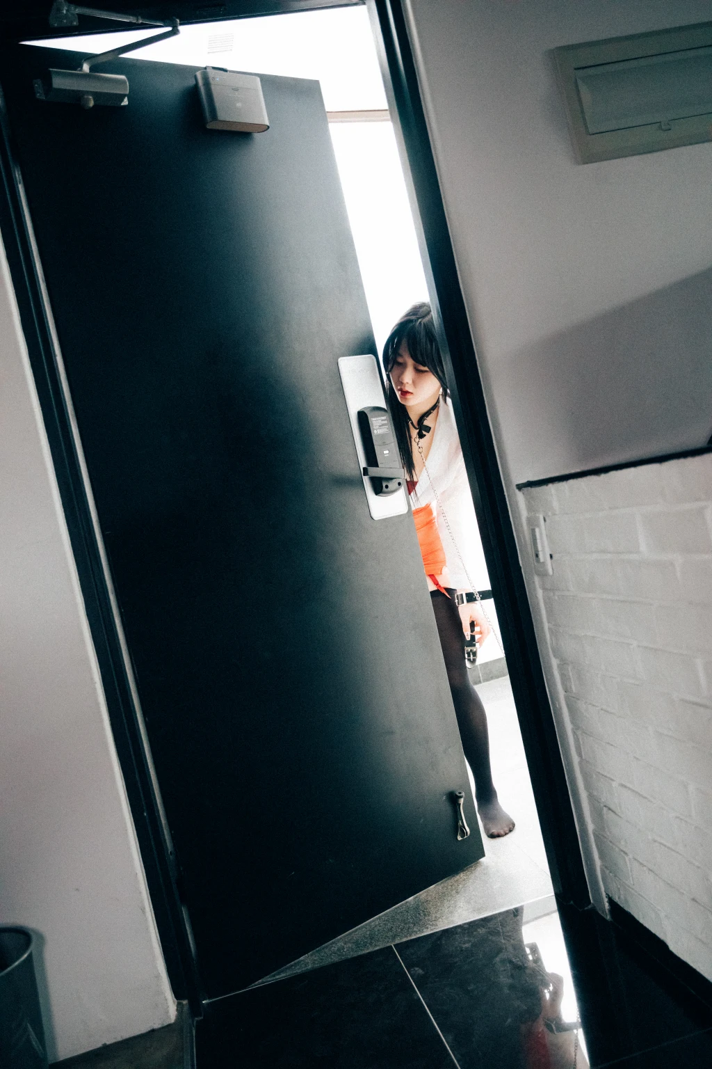 [Loozy] Zia (지아) – Office slave (220 photos + 6 videos)