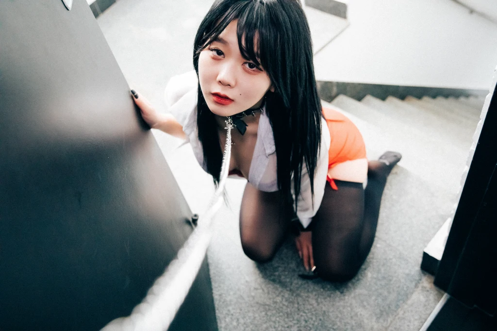 [Loozy] Zia (지아) – Office slave (220 photos + 6 videos) – Page 2