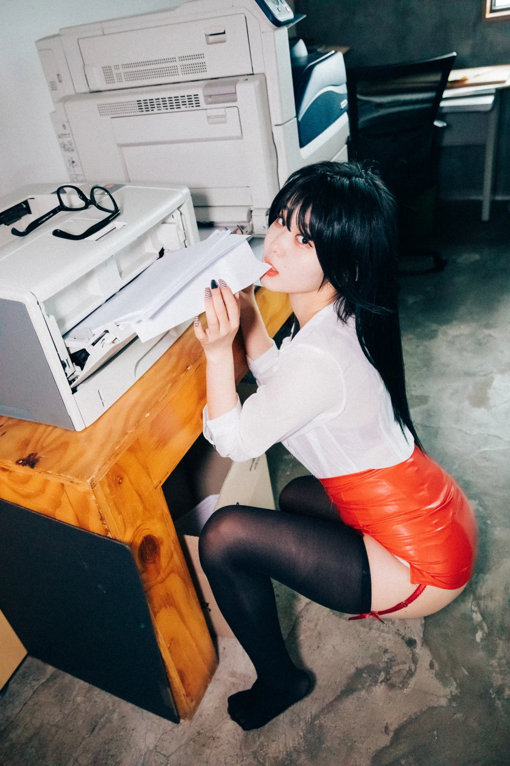 [Loozy] Zia (지아) – Office slave (220 photos + 6 videos) – Page 15