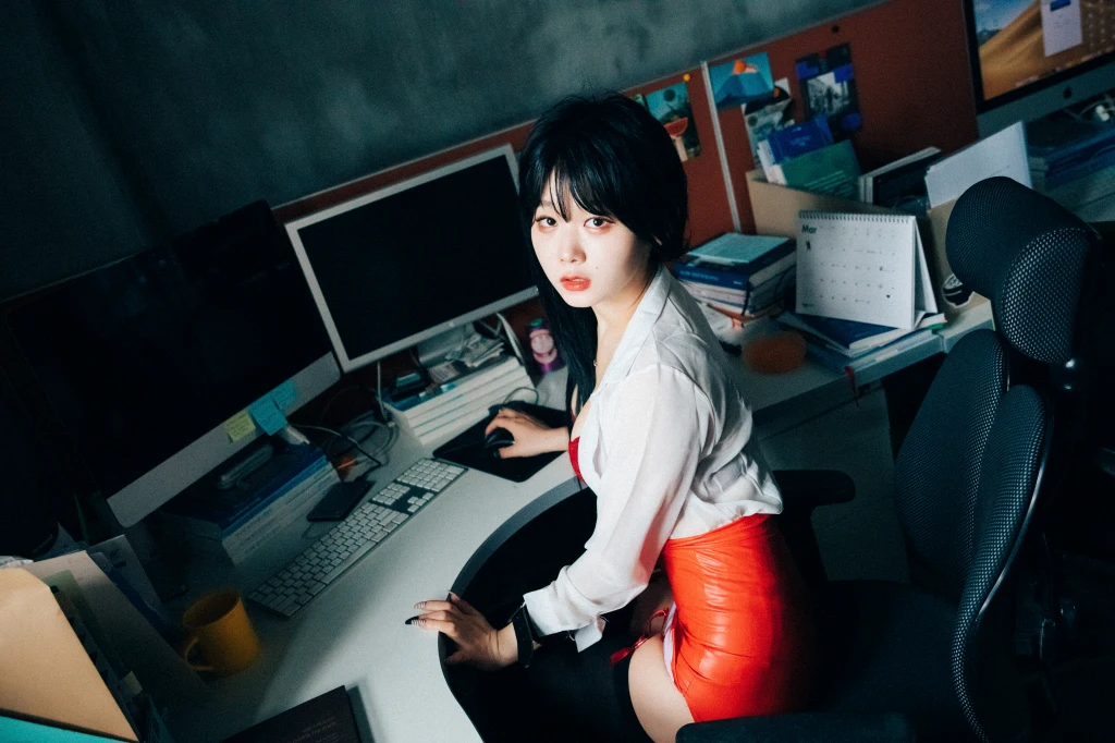 [Loozy] Zia (지아) – Office slave (220 photos + 6 videos) – Page 17
