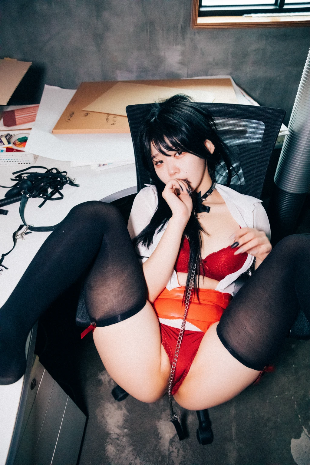 [Loozy] Zia (지아) – Office slave (220 photos + 6 videos) – Page 21